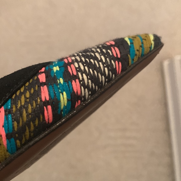 Via Spiga used once the front is different color pretty - Picture 10 of 11